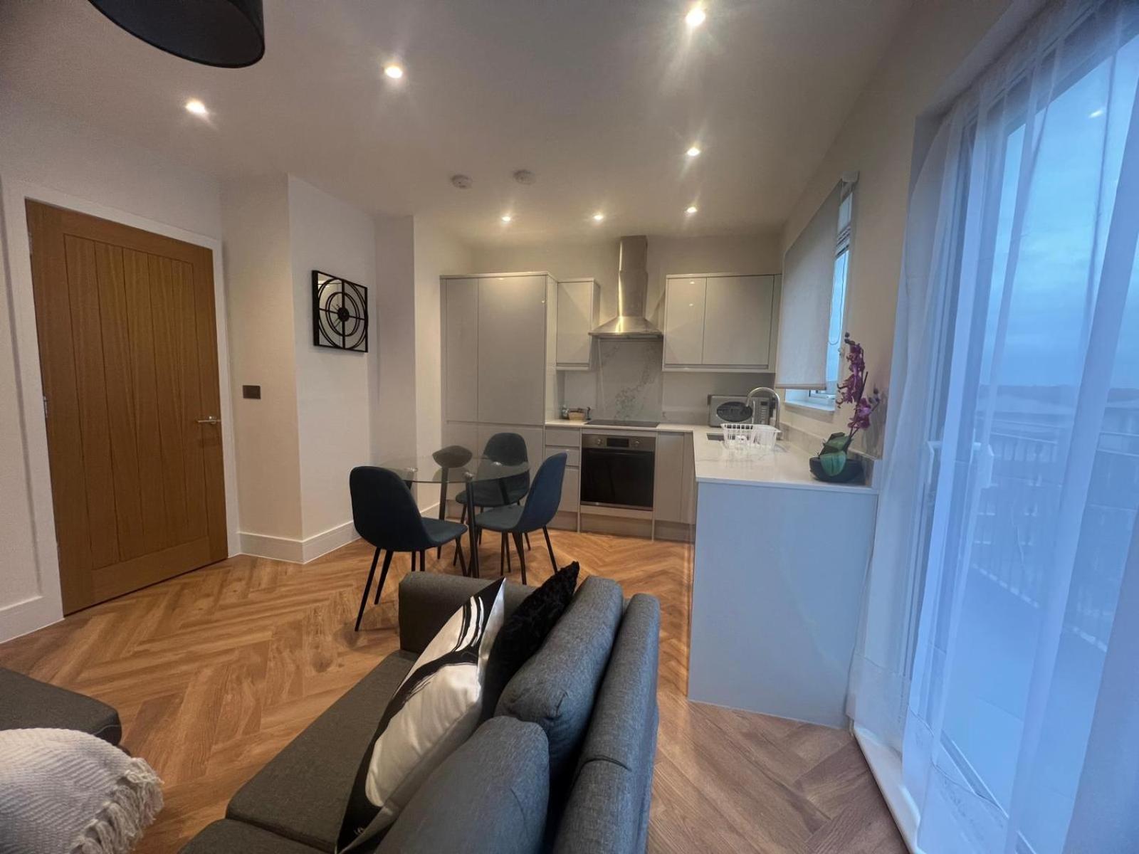 New 2 Bedroom Apartment Rickmansworth Town Centre Exterior foto